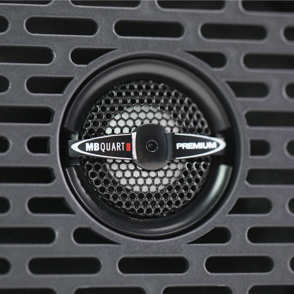 MBQBRO-STG6A-1-25 Ford® Bronco 2025-2026 Tuned Audio Package: 800